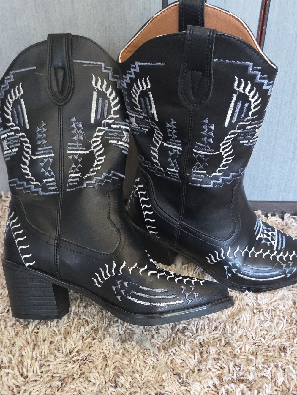 Black Western-Stitch Mid Heel Cowboy Boots - Women